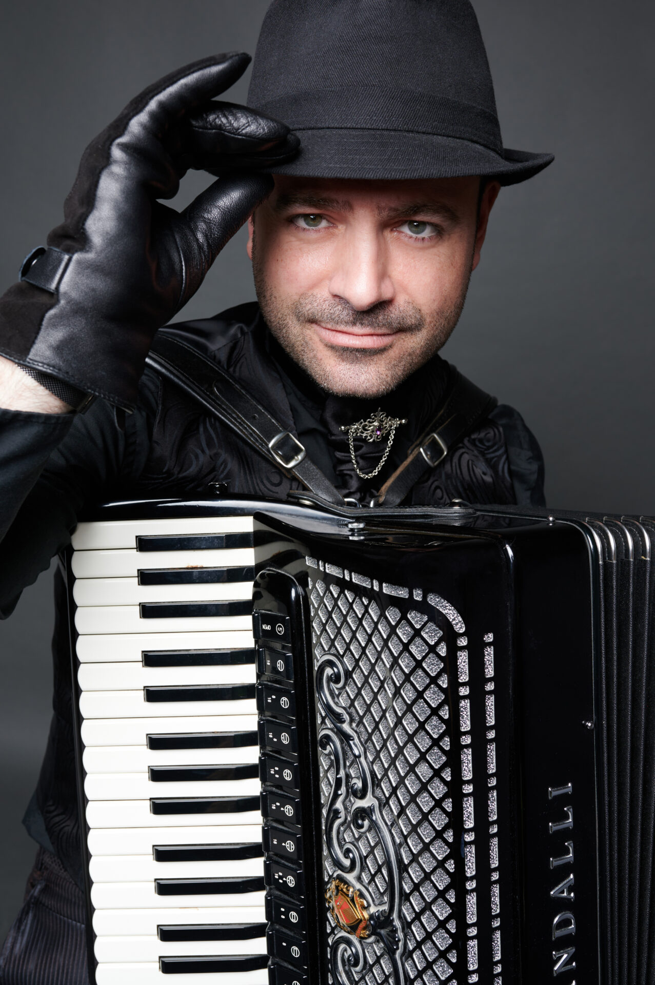 Dr. Robert Jakimovski